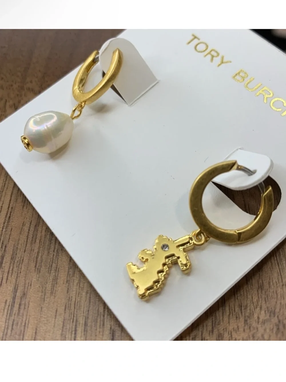 Tory Burch Gold Pearl Bunny Rabbit Charm Drop Earrings $129